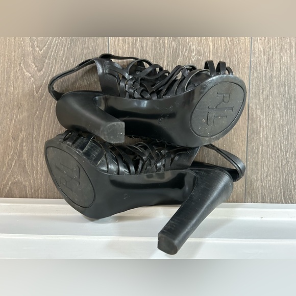 Women’s strappy leather high block heel Ralph Lauren sandals - Picture 9 of 11